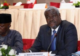 الاتحاد الأفريقي يدعو المجلس العسكري السوداني لتسليم السلطة.